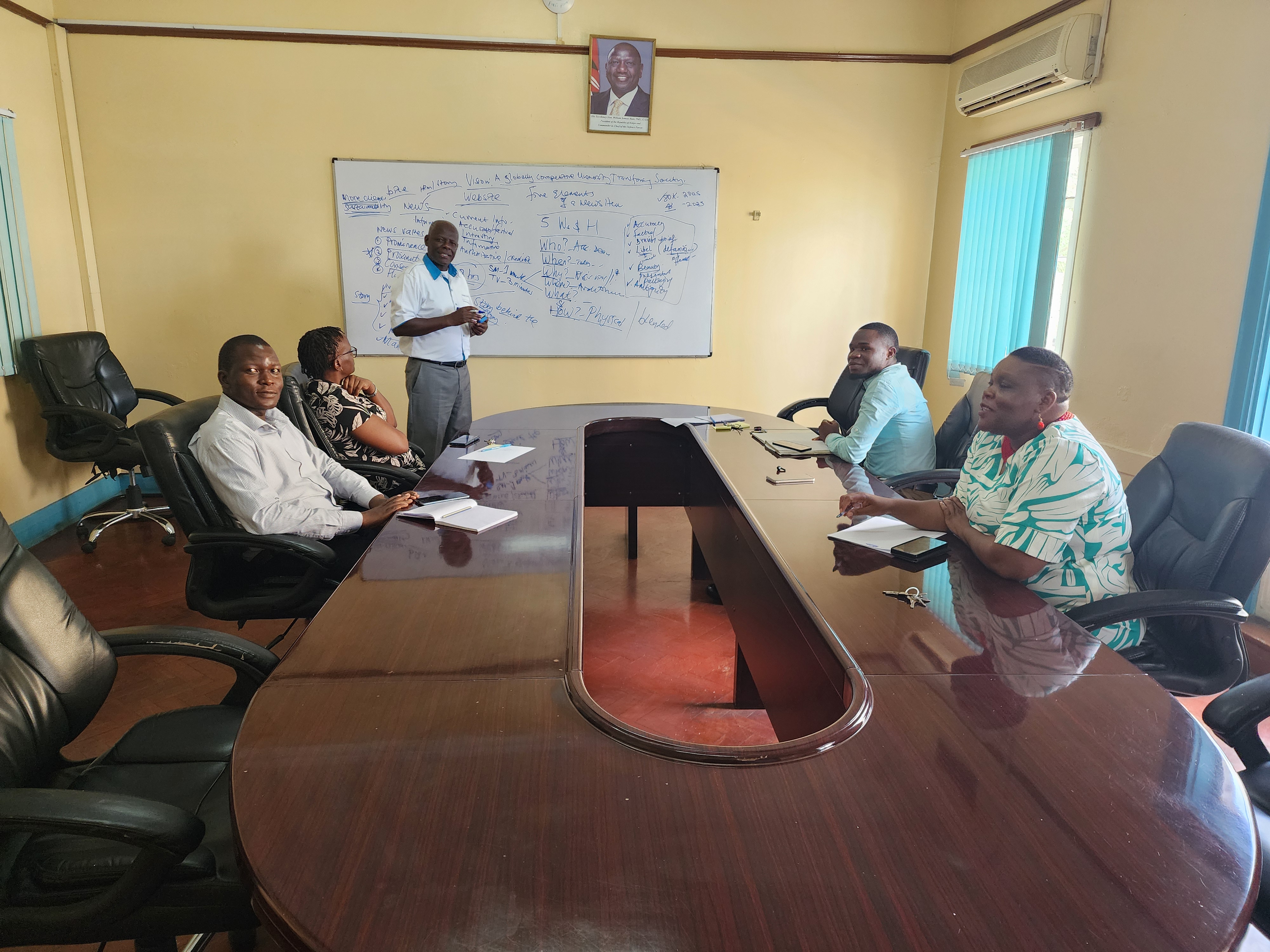 BD.Njuguna, Registrar, Kisumu Campus training staff on website content development and writing on 11.3.2025